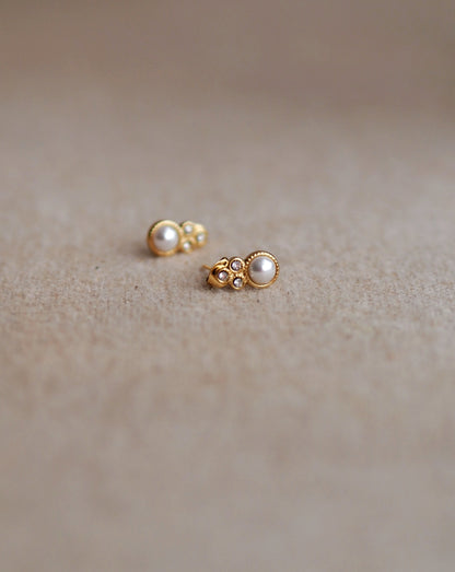 Zoelle Rhinestones And Pearl Earrings